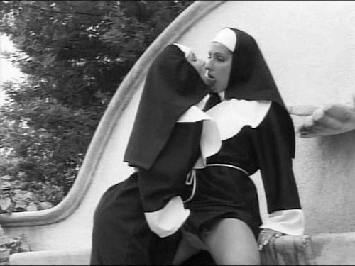 religious-fetish_001-102c93bddfab9125b.gif